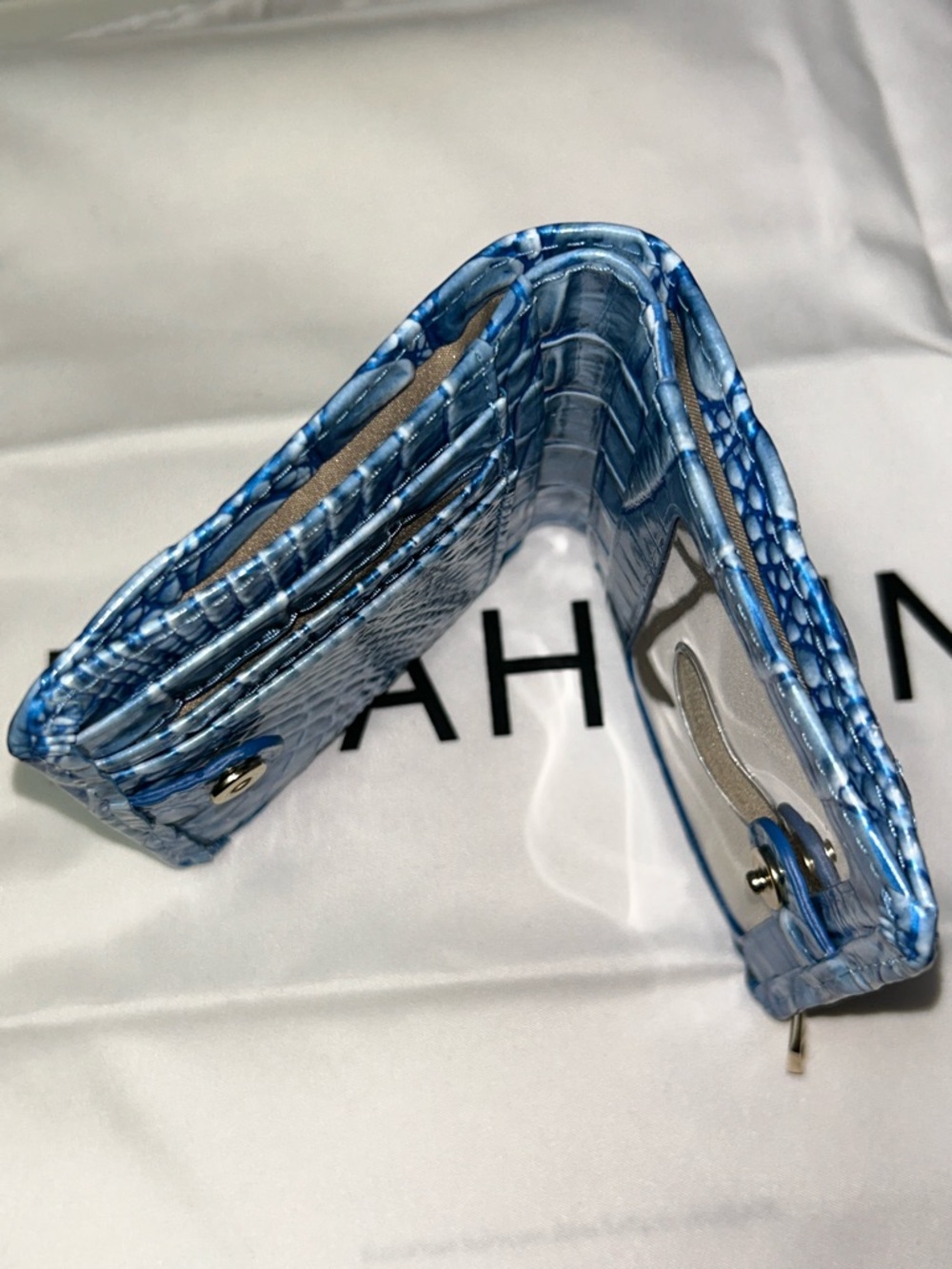 Gorgeous Brahmin Jane Wallet - Picture 9 of 11
